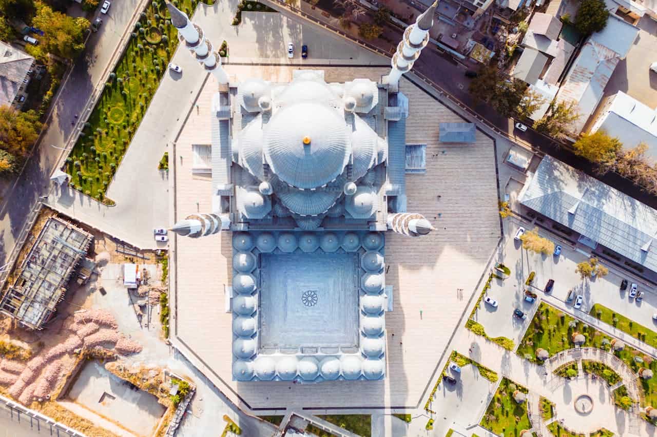 دليل السياحة في قيرغستان - Sky Life Holidays - سكاي لايف للعطلات مسجد سياحي في قيرغيزستان