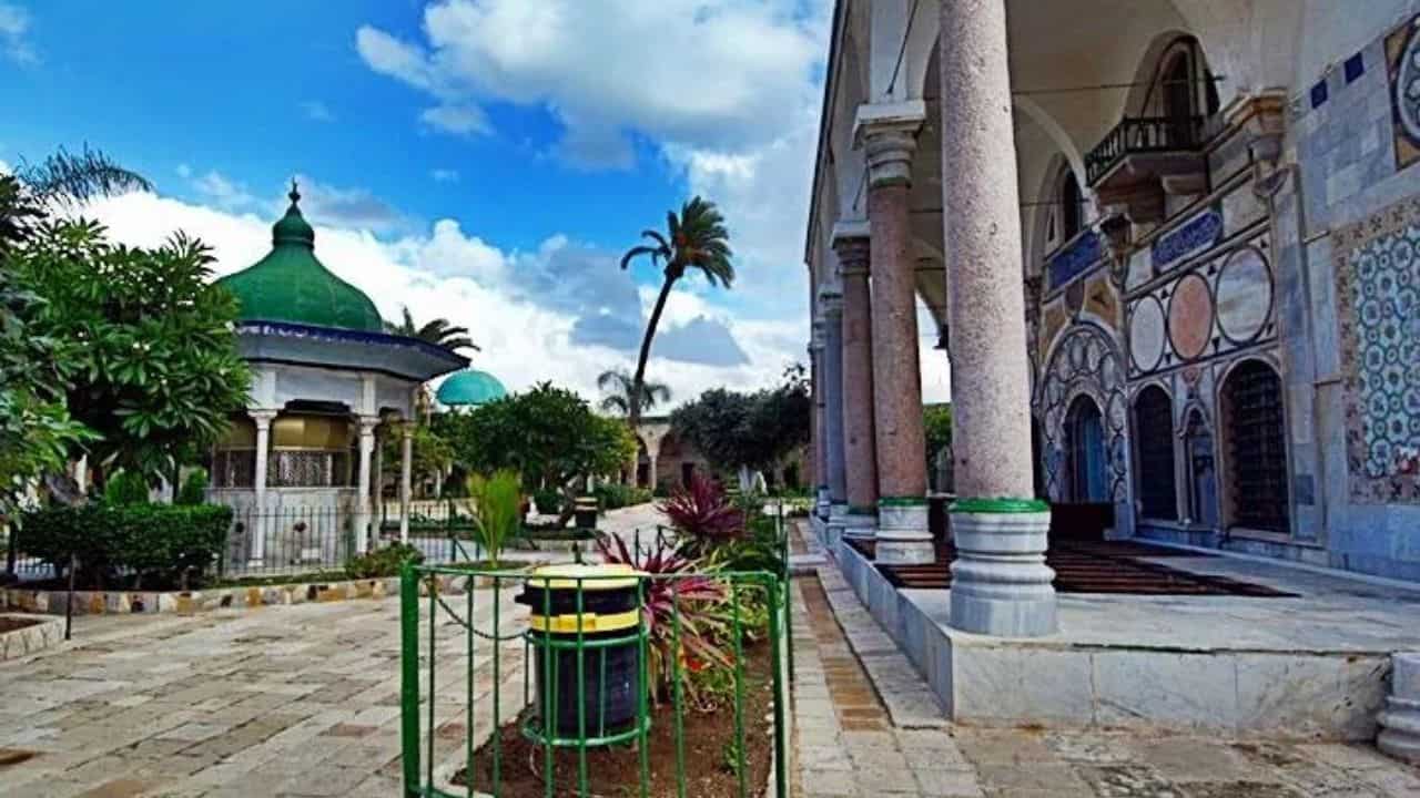 كوسوفو سياحة.. وأهم الأماكن السياحية بها - Sky Life Holidays - سكاي لايف للعطلات مسجد جاشر باشا