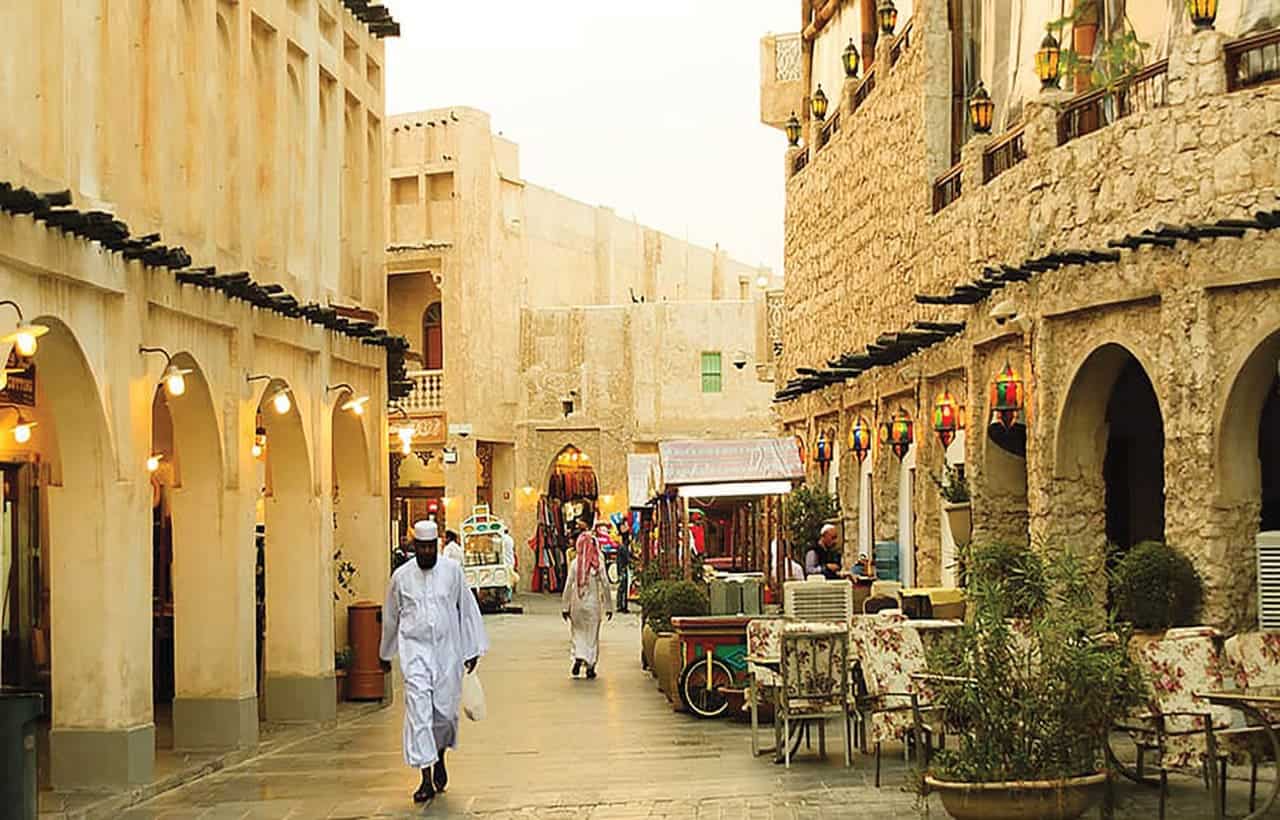 اماكن سياحية في قطر.. رحلة إلى أرض العجائب بين الصحراء والبحر - Sky Life Holidays - سكاي لايف للعطلات سوق العسيري قطر