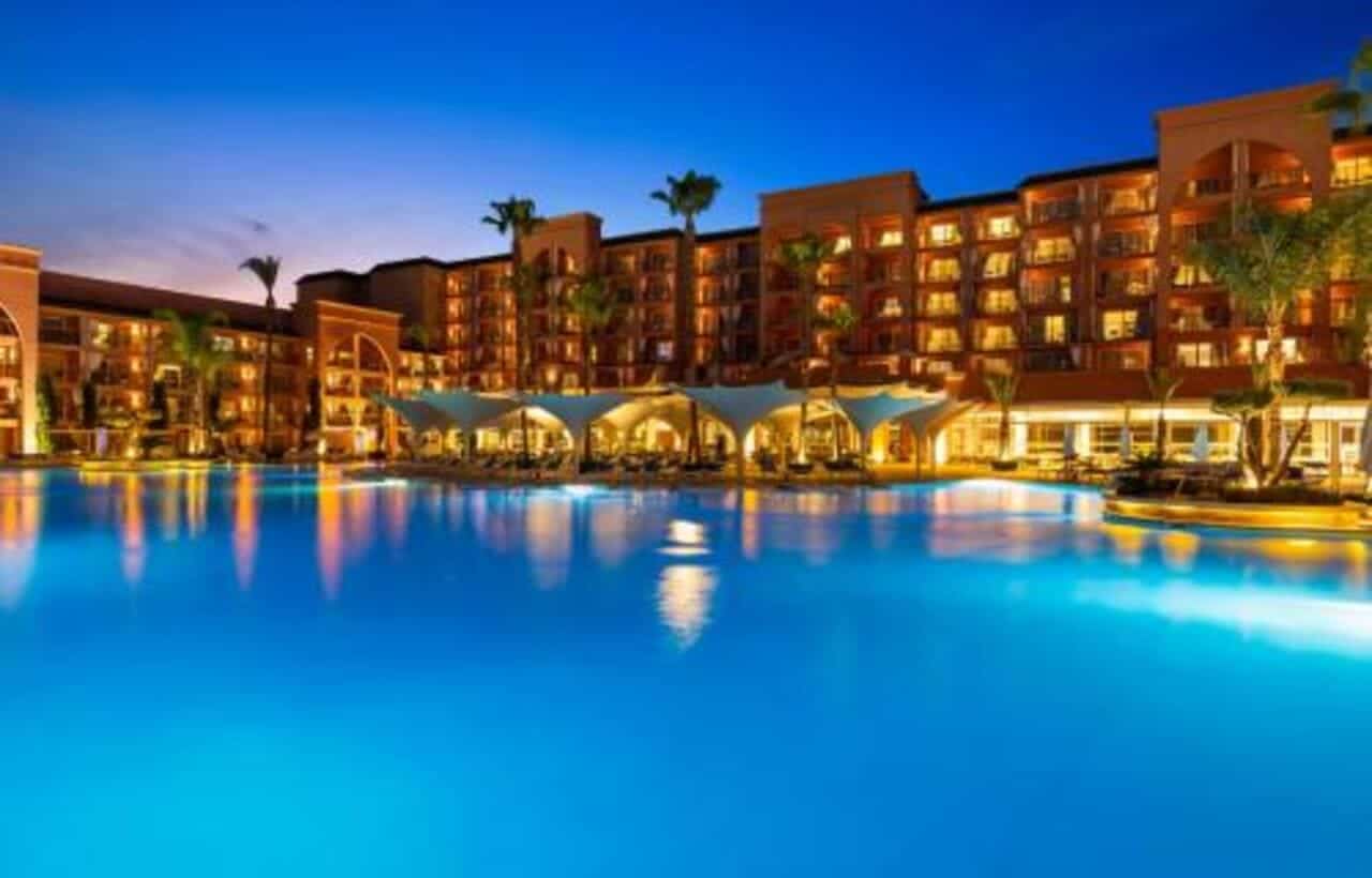 السياحة في مراكش.. استمتع بجمال المدينة الحمراء وتراثها العريق - Sky Life Holidays - سكاي لايف للعطلات فندق سافوي لو جارن مراكش