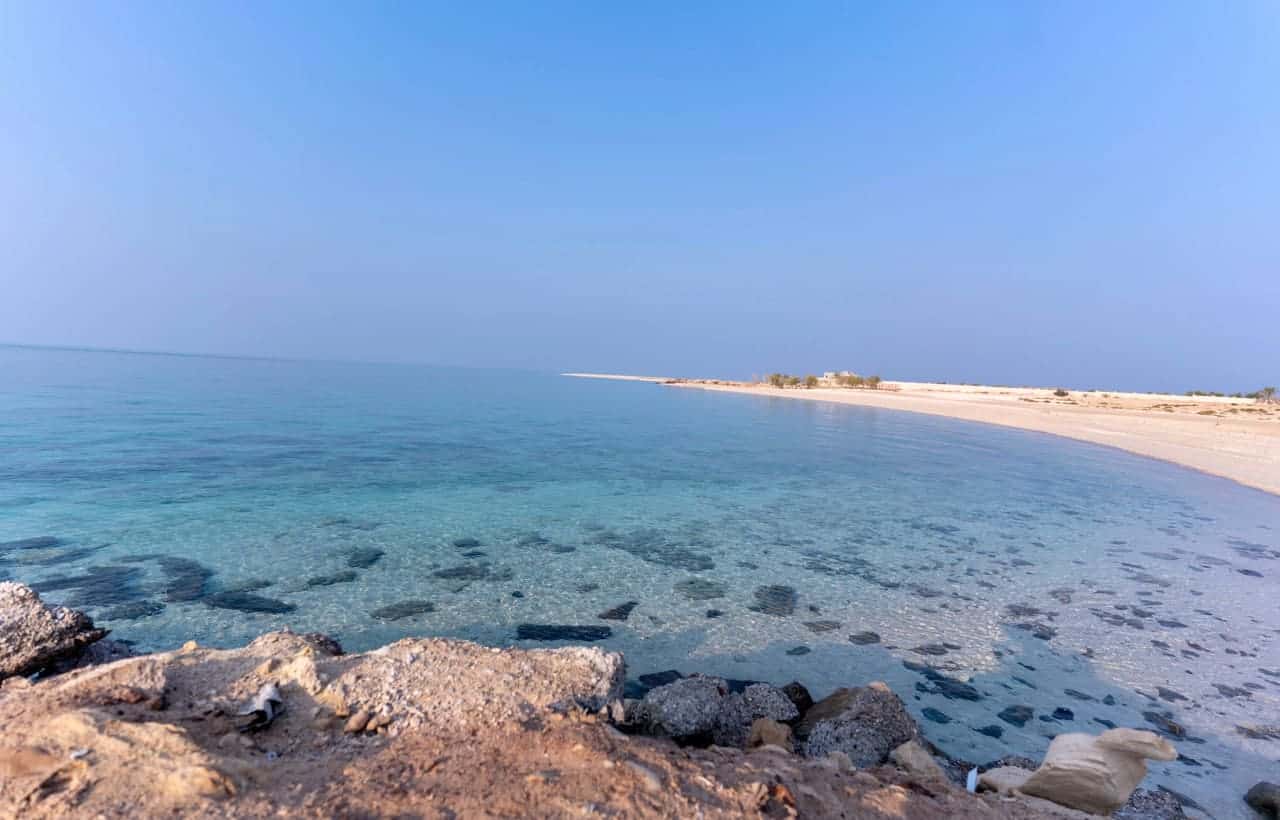 الأماكن السياحية في جزيرة دلما