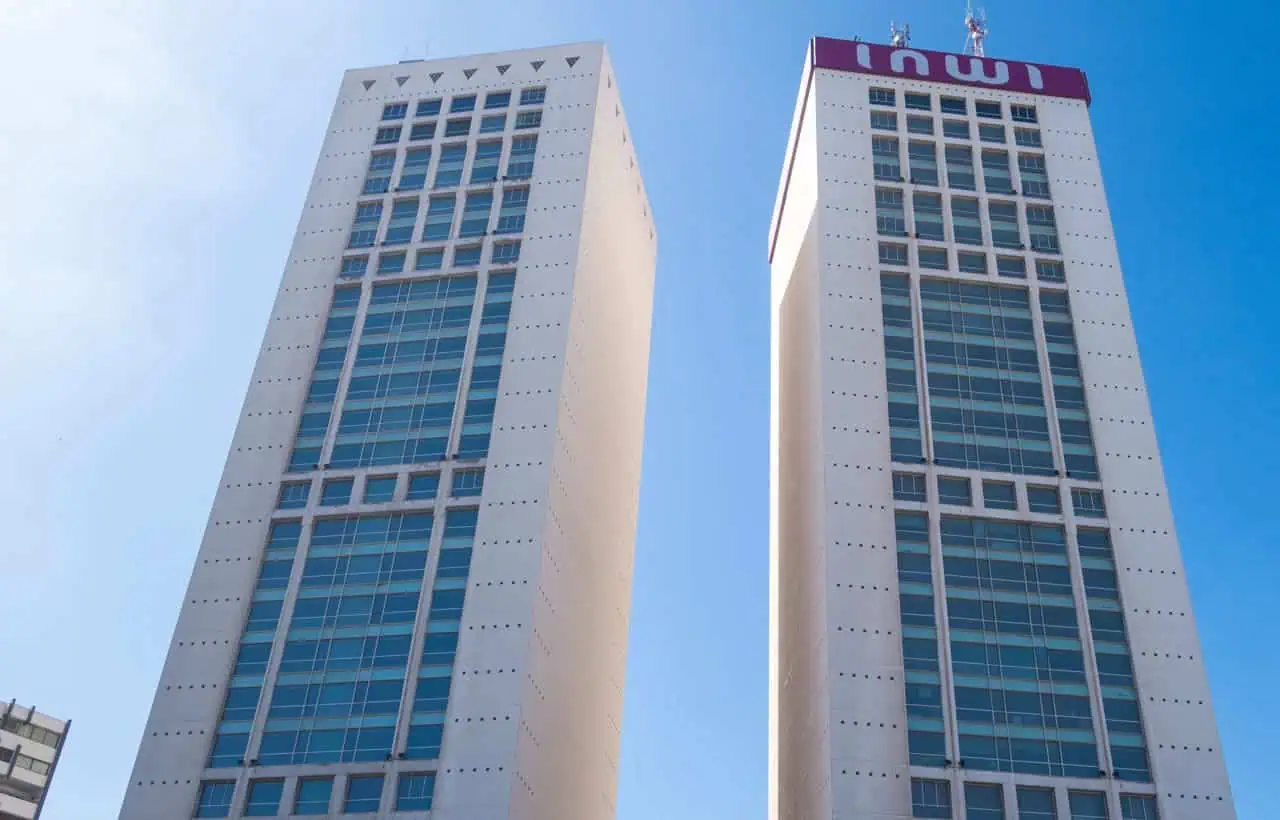 دليل السياحة في كازابلانكا - Sky Life Holidays - سكاي لايف للعطلات البرجان التوأمان في كازابلانكا