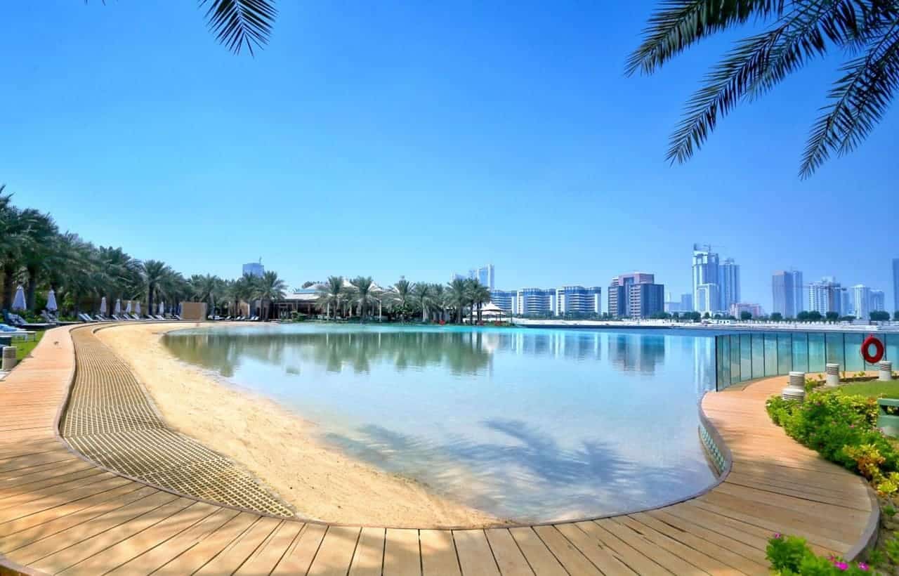 السياحة في البحرين.. رحلة لا تنسى بين الحضارة والجمال - Sky Life Holidays - سكاي لايف للعطلات جزيرة الريف البحرين