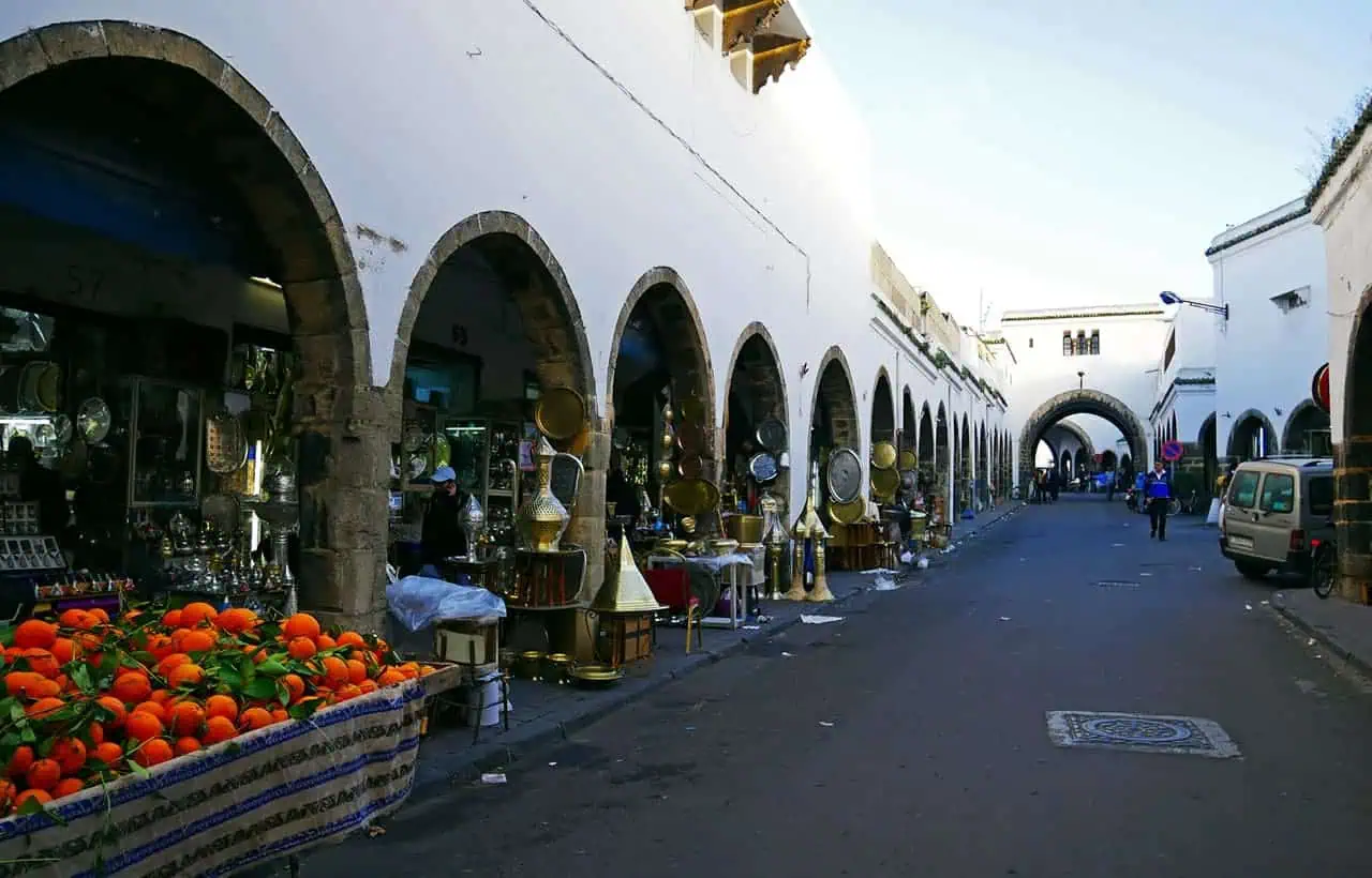 دليل السياحة في كازابلانكا - Sky Life Holidays - سكاي لايف للعطلات حي الأحباس