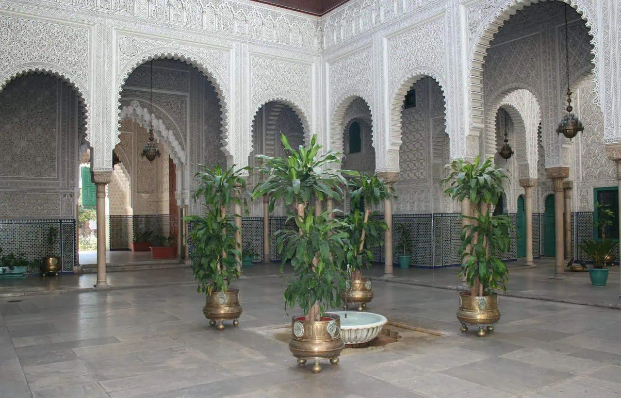 دليل السياحة في كازابلانكا - Sky Life Holidays - سكاي لايف للعطلات محكمة الباشا