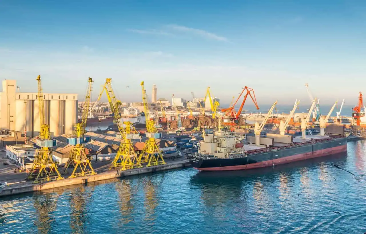 دليل السياحة في كازابلانكا - Sky Life Holidays - سكاي لايف للعطلات ميناء كازابلانكا