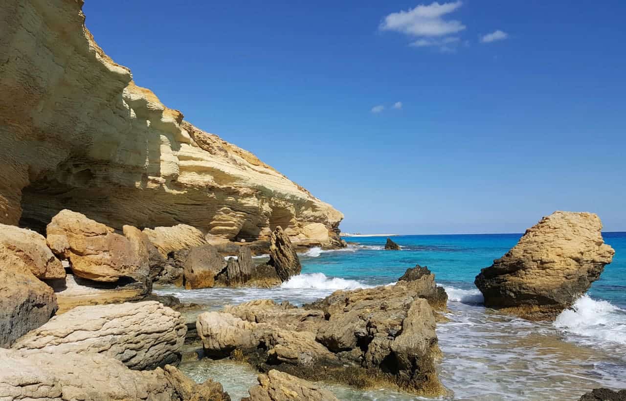السياحة في مصر - Sky Life Holidays - سكاي لايف للعطلات شاطئ عجيبة مرسى مطروح