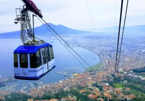 Italy - Sky Life Holidays - سكاي لايف للعطلات imagen recortada 67 - Italy